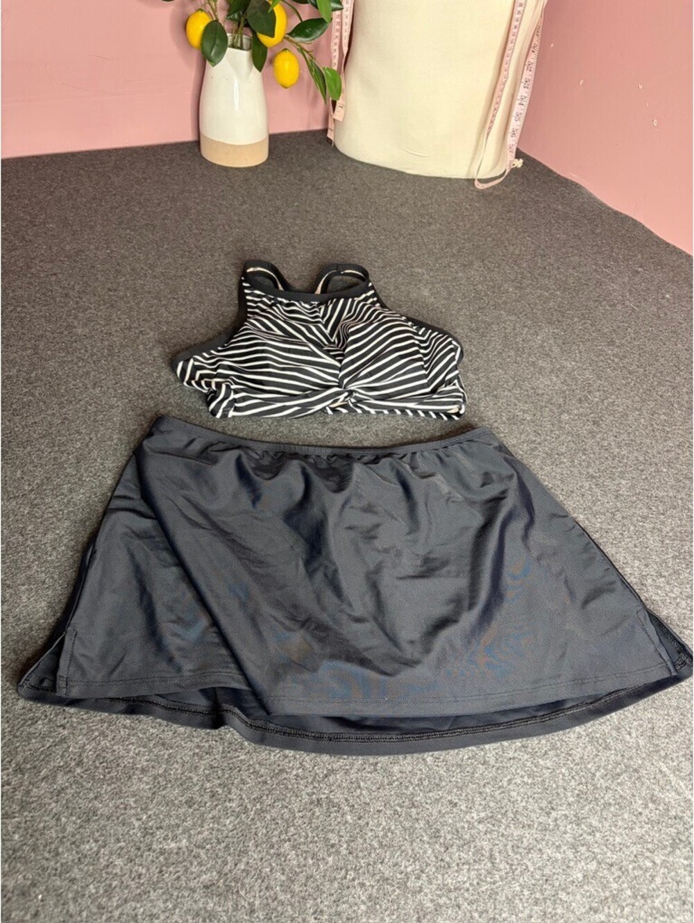 Women's two-piece swimwear set from Croft & Barrow Sz 10